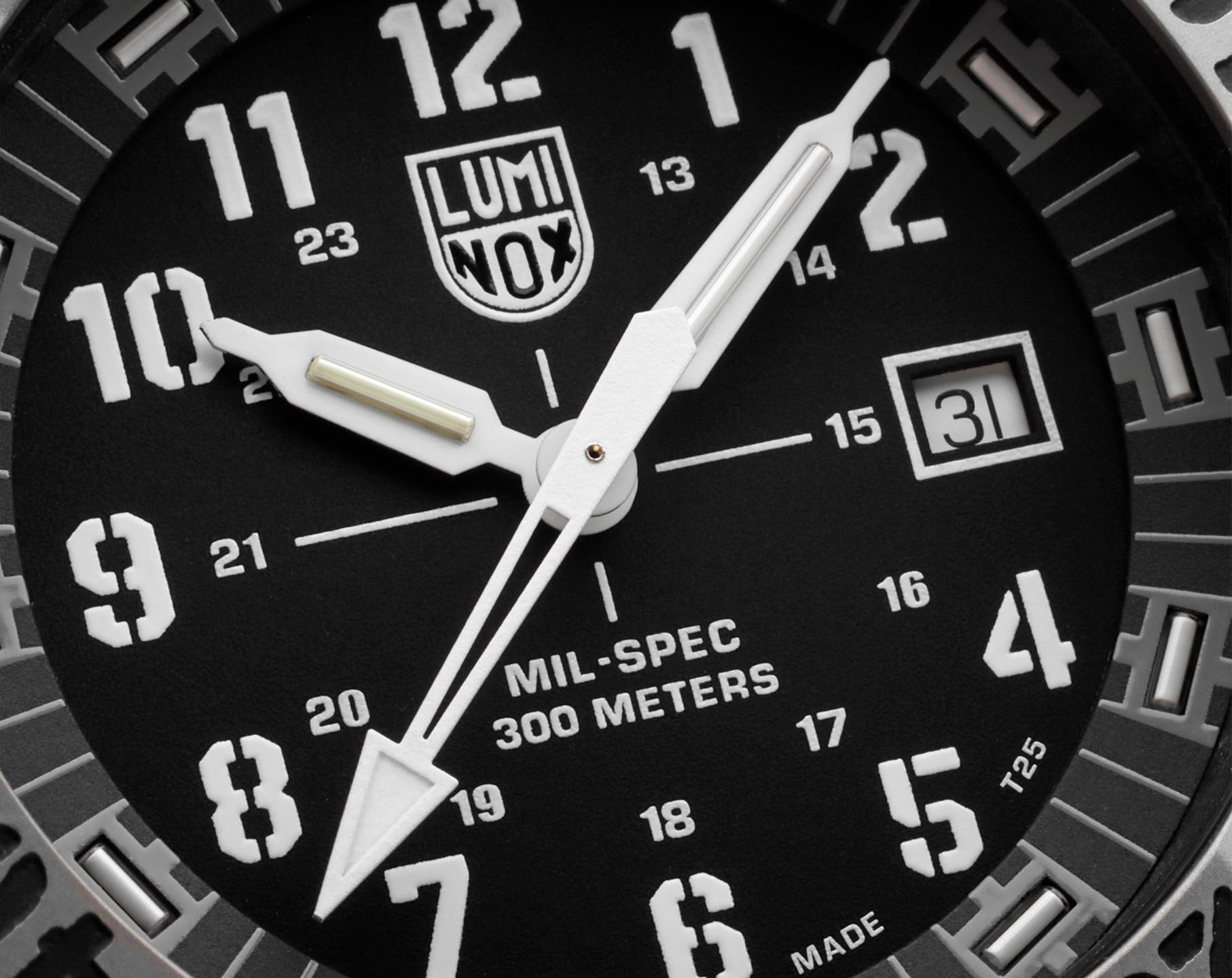 Luminox Reloj analógico de Cuarzo Suizo para Hombre con Correa de Goma XL.3351.1. Set, Negro, Correa