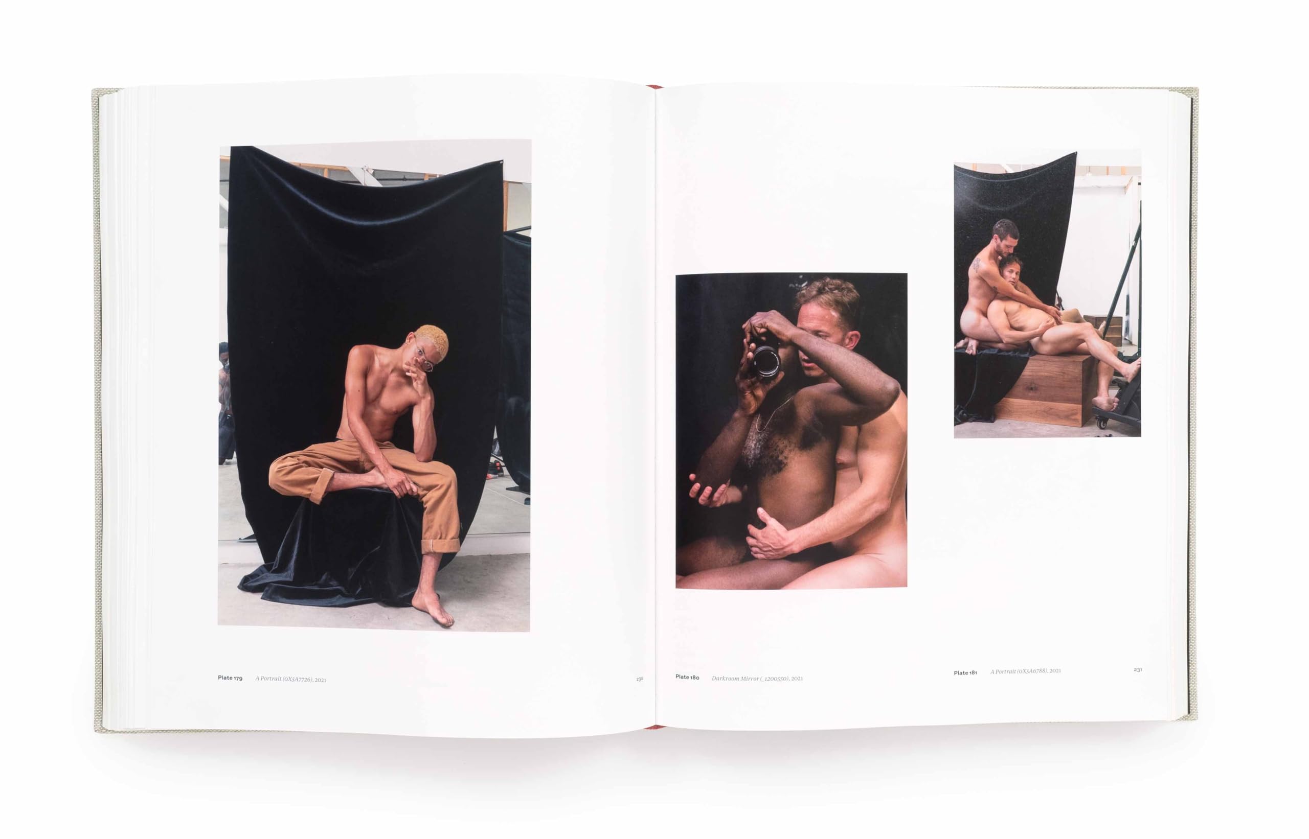 Paul Mpagi Sepuya Dark Room A-Z /anglais