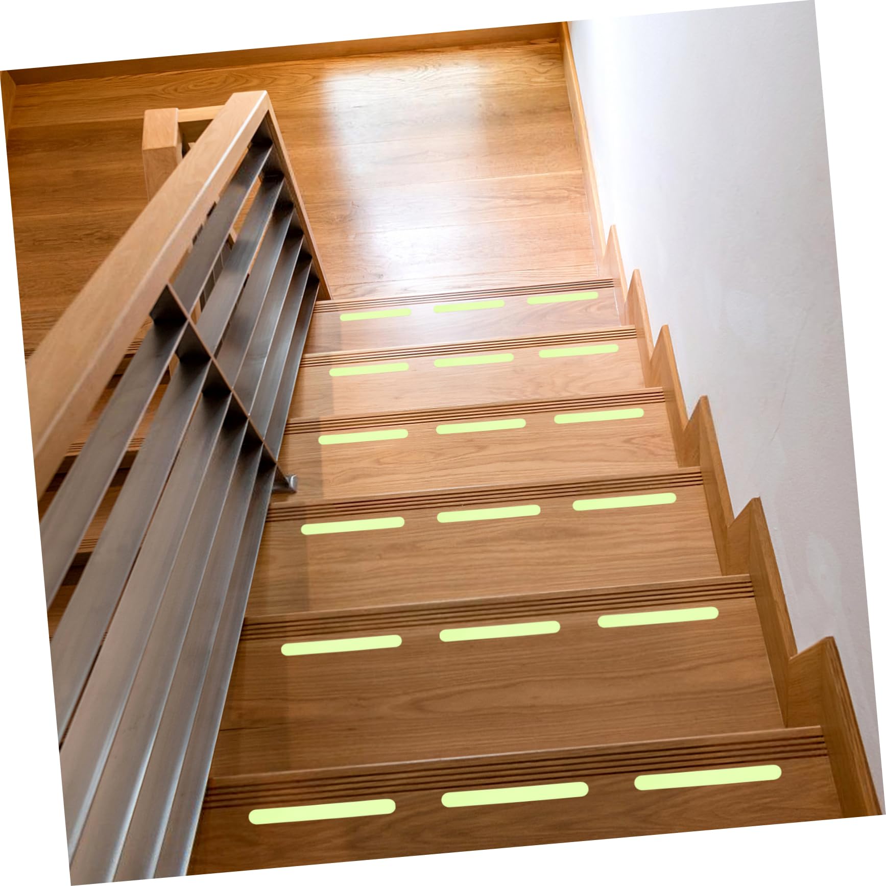 Beavorty Glow in the Dark Anti Slip Tape for Stairs Non Skid Reflective Strips Safety Adhesive Stairs Steps Ladders Ramps Indoor Outdoor Waterproof - Image 4