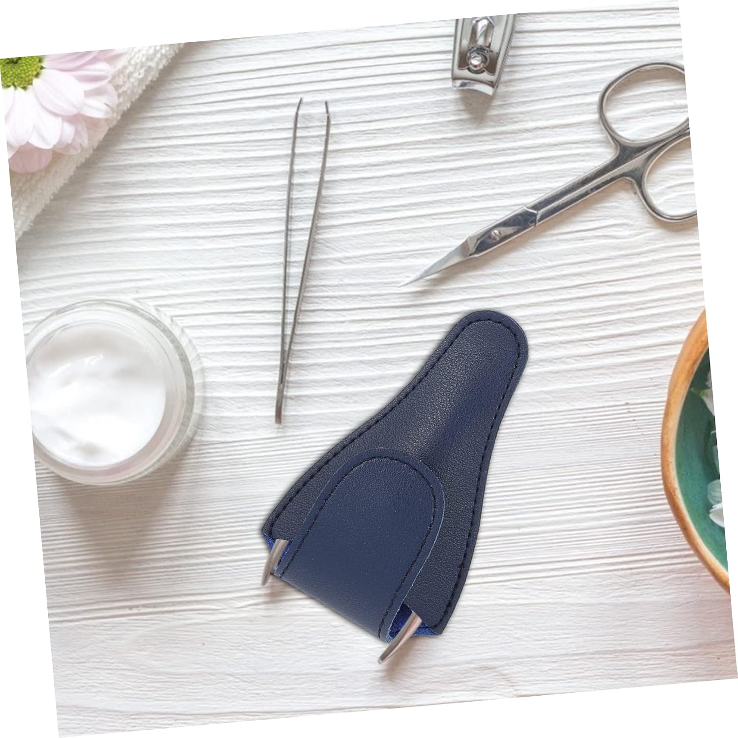 20pcs Scissor Pouch for Nail Care Pu Cuticle Scissors Bag for Storage and for Home and Professional Grooming Use