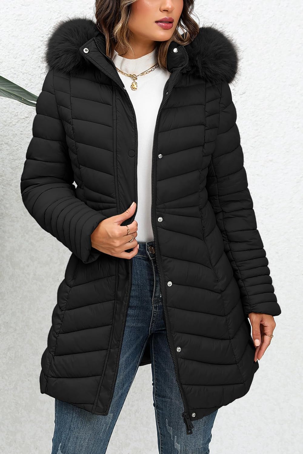 Bellivera Women's Winter Thickened Quilted Puffer Jacket Zipper Pockets Bubble Coat with Removable Hood and Faux Fur Collar - Image 5