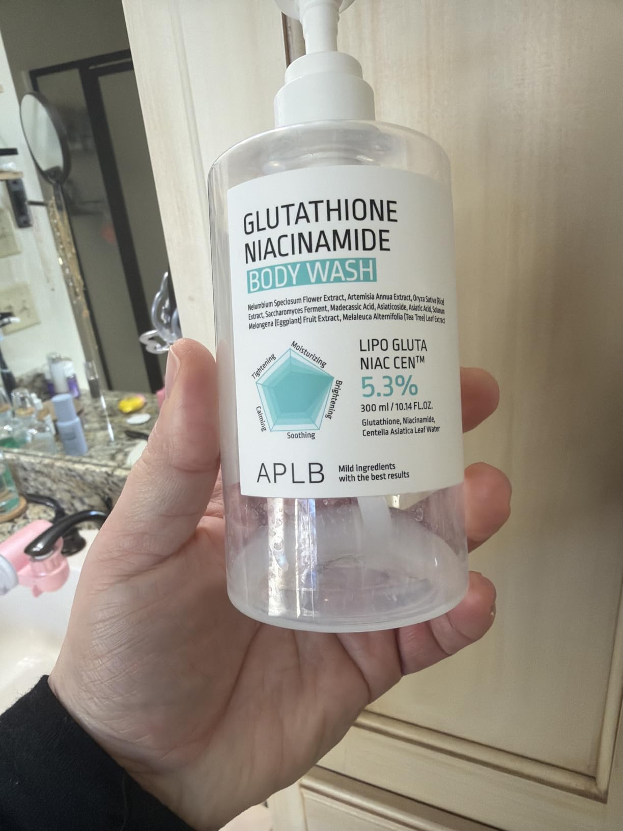 APLB Glutathione Niacinamide Body Wash | LIPO GLUTA NIAC CEN™ 5.3% 10.14 FL.OZ/Korean Skincare, Gentle Ingredients for the Safety of Your Skin, Long Lasting deep Moisture for Soft Skin