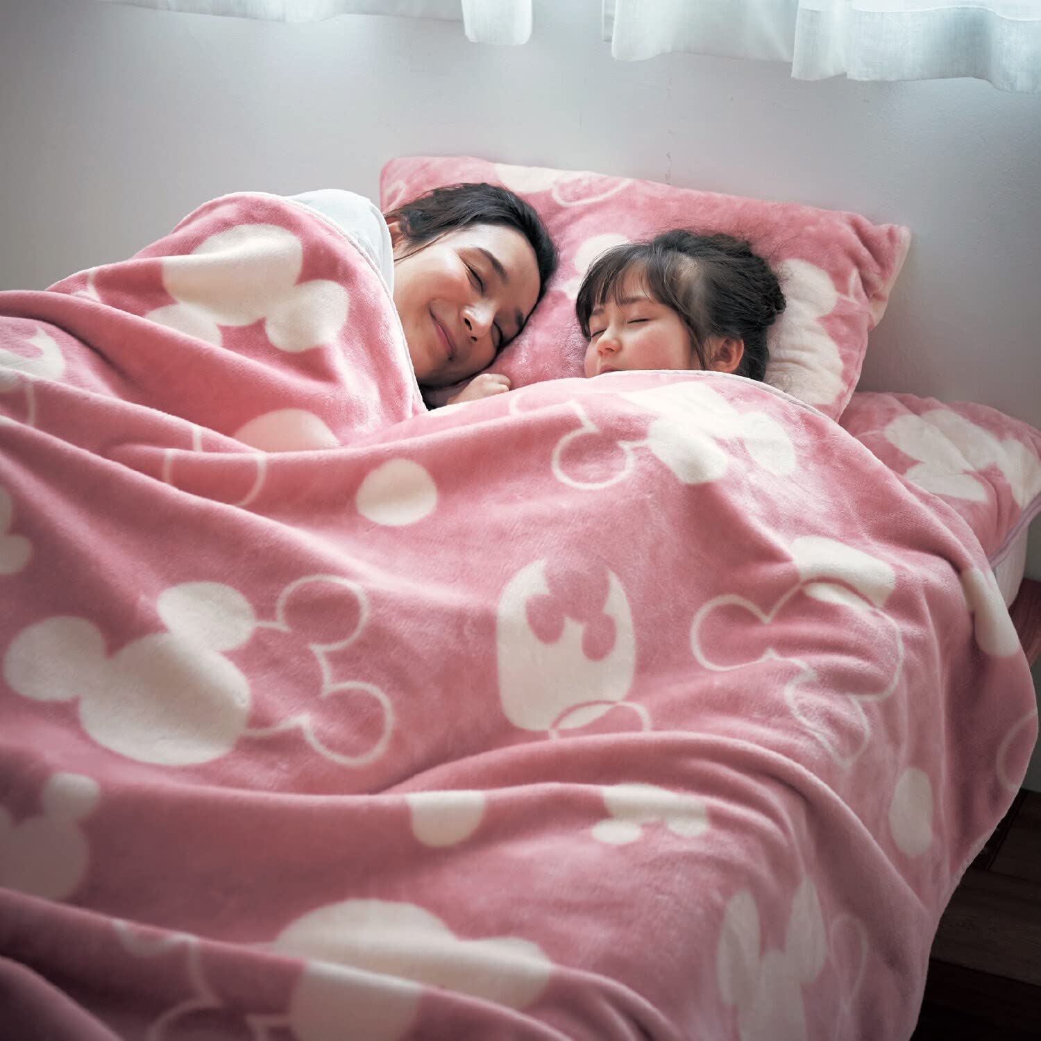 Amazon｜[ベルメゾン] ディズニー 2枚 合わせ毛布 あったか なめらかな