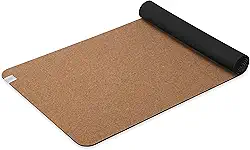 Tapete de ioga Gaiam Cork | Cortiça natural sustentável resiste a germes e odores | Base de borracha TPE não tóxica | Ótimo para yoga quente, pilates (68 pol. x 68 pol. x 5 mm de espessura)