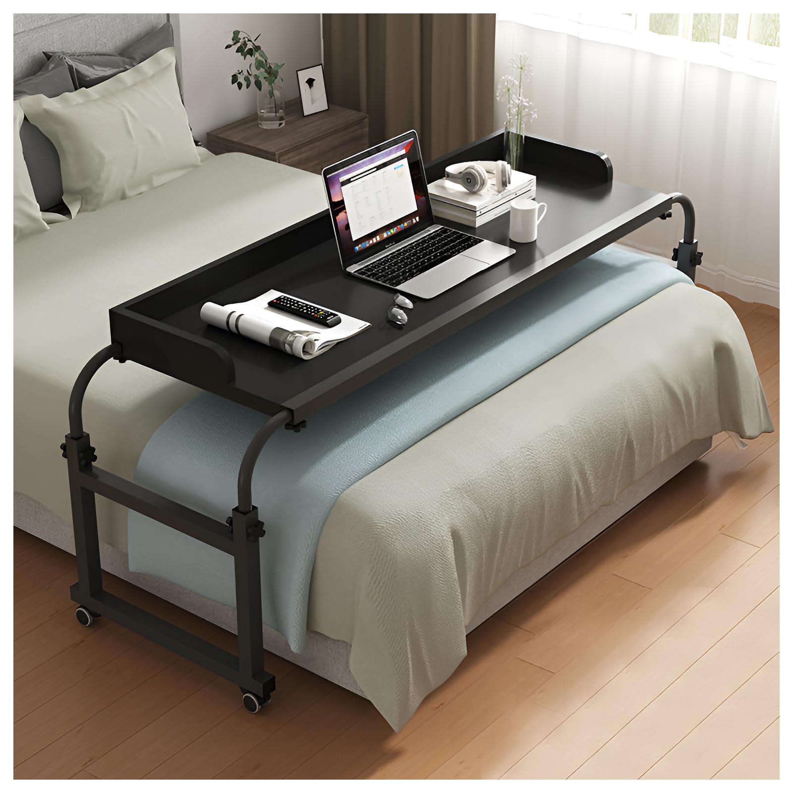 Tavolino da Letto Regolabile in Altezza e Lunghezza con 4 Ruote bloccabili, postazioni di Lavoro mobili per Computer per Uso Domestico e Ufficio (Nero Opaco, 47,2" P x 17,3" L x 25,6-37,4")