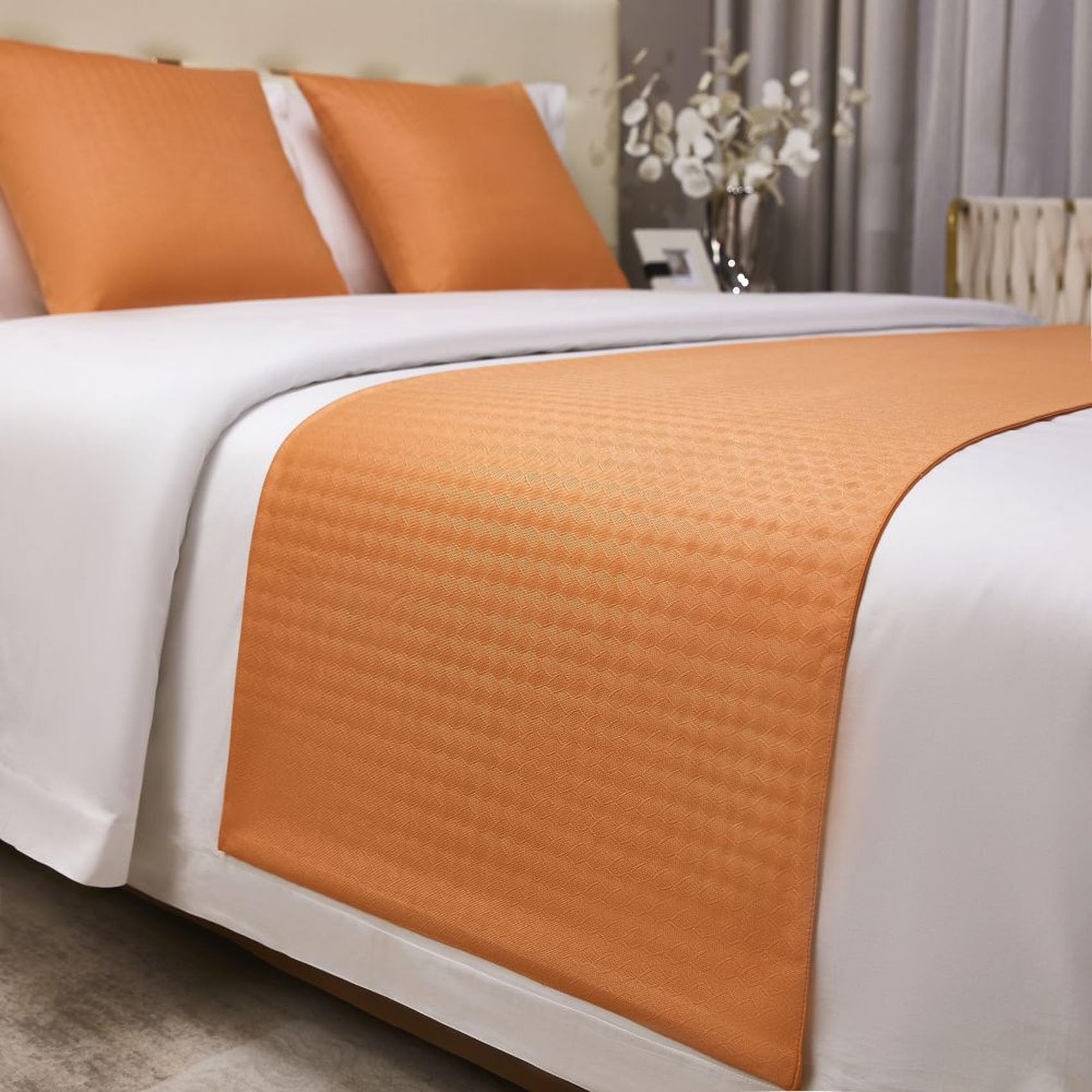 Nieuwe Wavy Lines Bed Runner Noord-Europa Bed Sjaal Eenvoudige effen kleur fluwelen bedlopers en bijpassende kussens voor slaapkamerhotel-Beige|240X45cm for 1.8m Bed