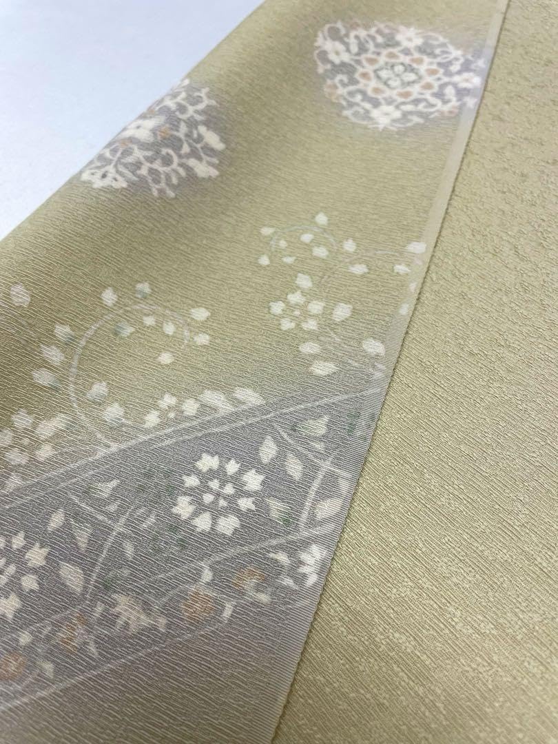 Amazon.co.jp: 付け下 青柳 手描 金彩 紋意匠 白橡色 正絹 反物 管理  