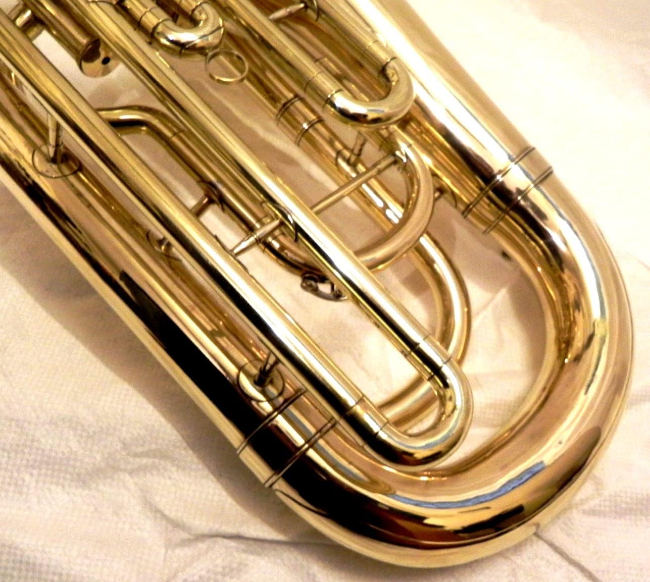 TUBA HORN JUMBO SIZE BIGGEST BRASS BAND MARCHING HORN MUSICAL INSTRUMENT BB PITCH WITH CARRY BAG