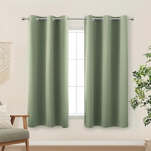 KOUFALL - Cortinas de 54 pulgadas de largo, cortinas opacas cortas con aislamiento térmico para ventanas de cámper, baño, juego de 2 paneles, verde