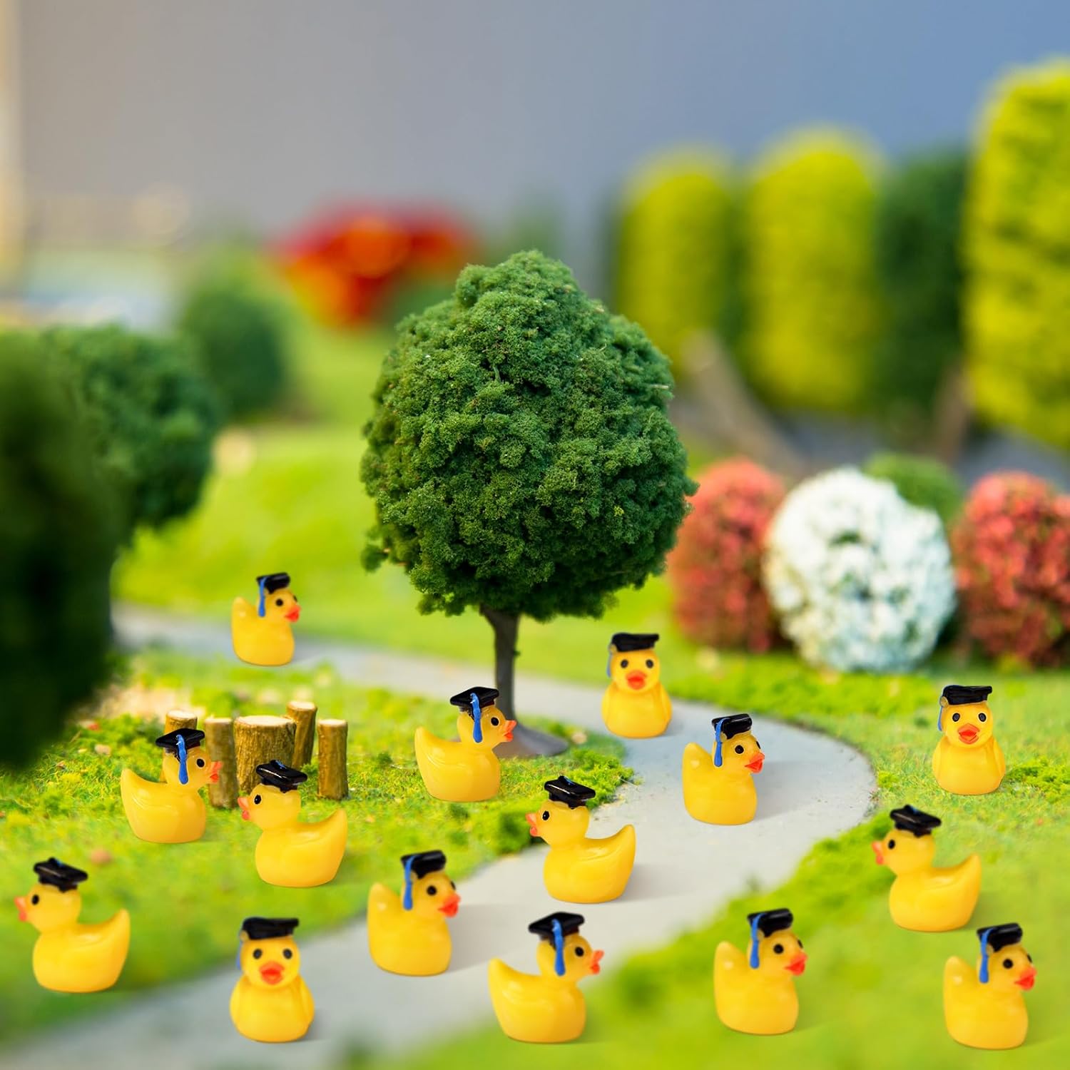 150 Pcs Mini Resin Graduation Ducks with Black Hat 2026 Grad Resin Ducky Favor Graduation Decorations Class of 2026 Miniature Ducks Figurine Grad Party Gifts Favors Art Crafts(Blue)