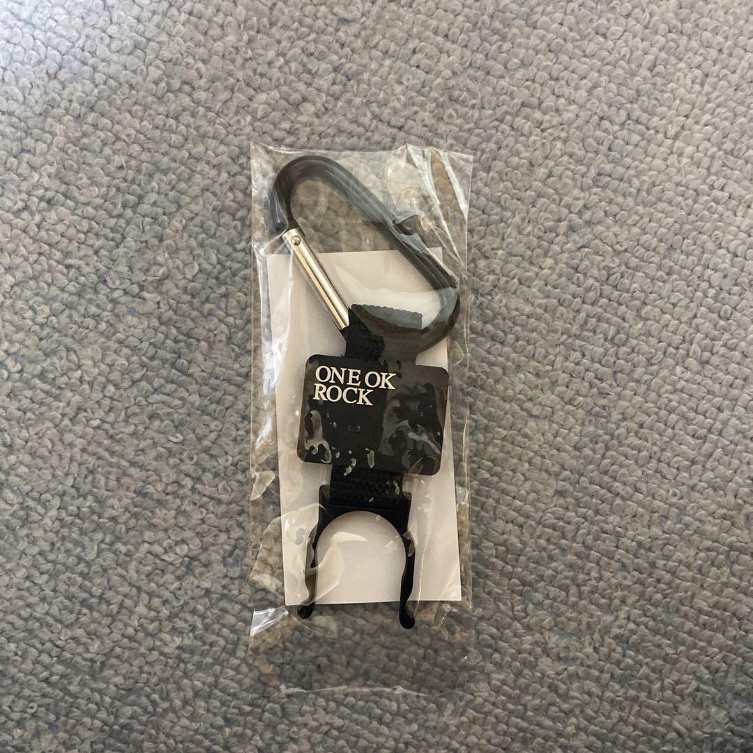 ONEOKROCK ラバーバンド ペットボトルホルダー Amazon.co.jp: ONE OK ROCK ペットボトルホルダー ワンオク
