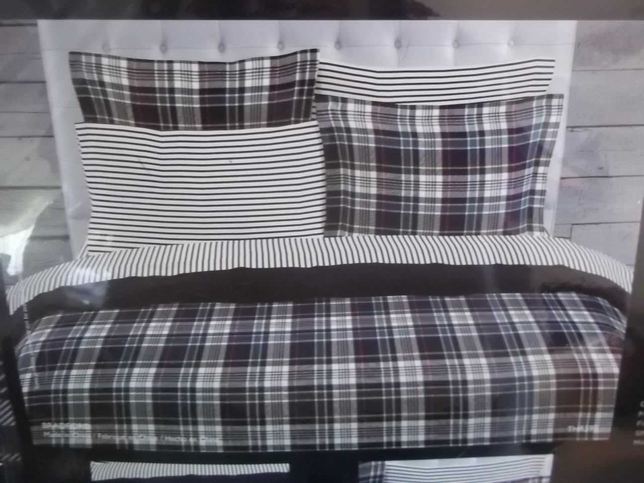 Tommy Hilfiger Bradford Navy Plaid Queen/Full Comforter