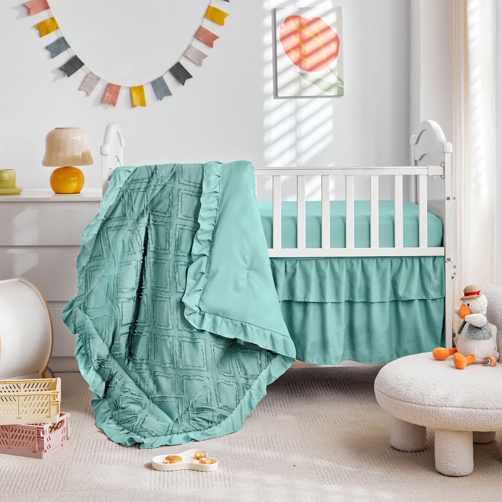 Juego de ropa de cama para cuna pequeña de 3 piezas, edredón acolchado con volantes con sábana bajera y falda de cama con volantes, bonita ropa de cama desgastada para bebé, solo se adapta a minicuna,