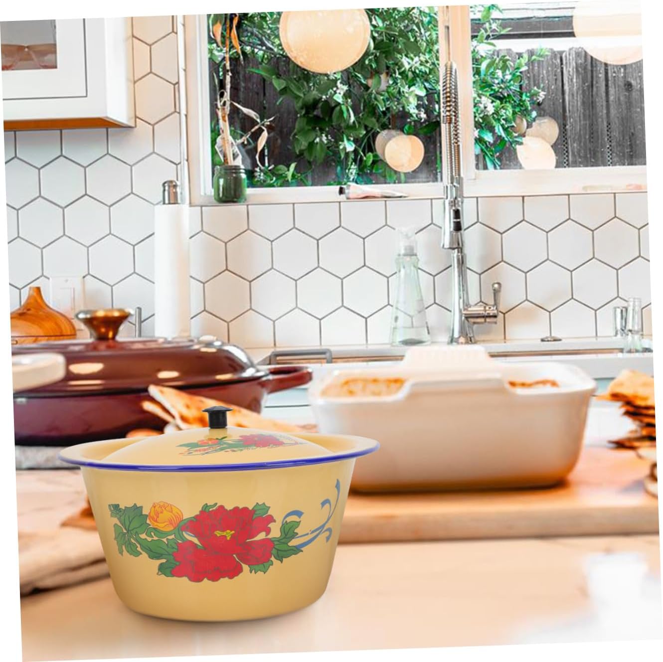 Homoyoyo Vintage Enamel Lard Pot with Lid 1.4l 19.5cm Chinese Style Oil Bowl Household Enamelware Condiment Storage Pot for Kitchen Cooking