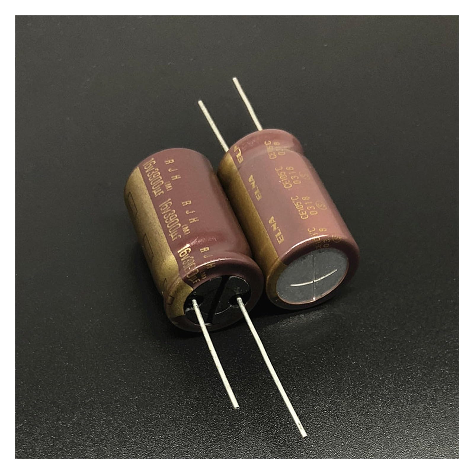 Condensateur 16V 3900uF faible impédance contre les pannes d'alimentation et grésillements hifi