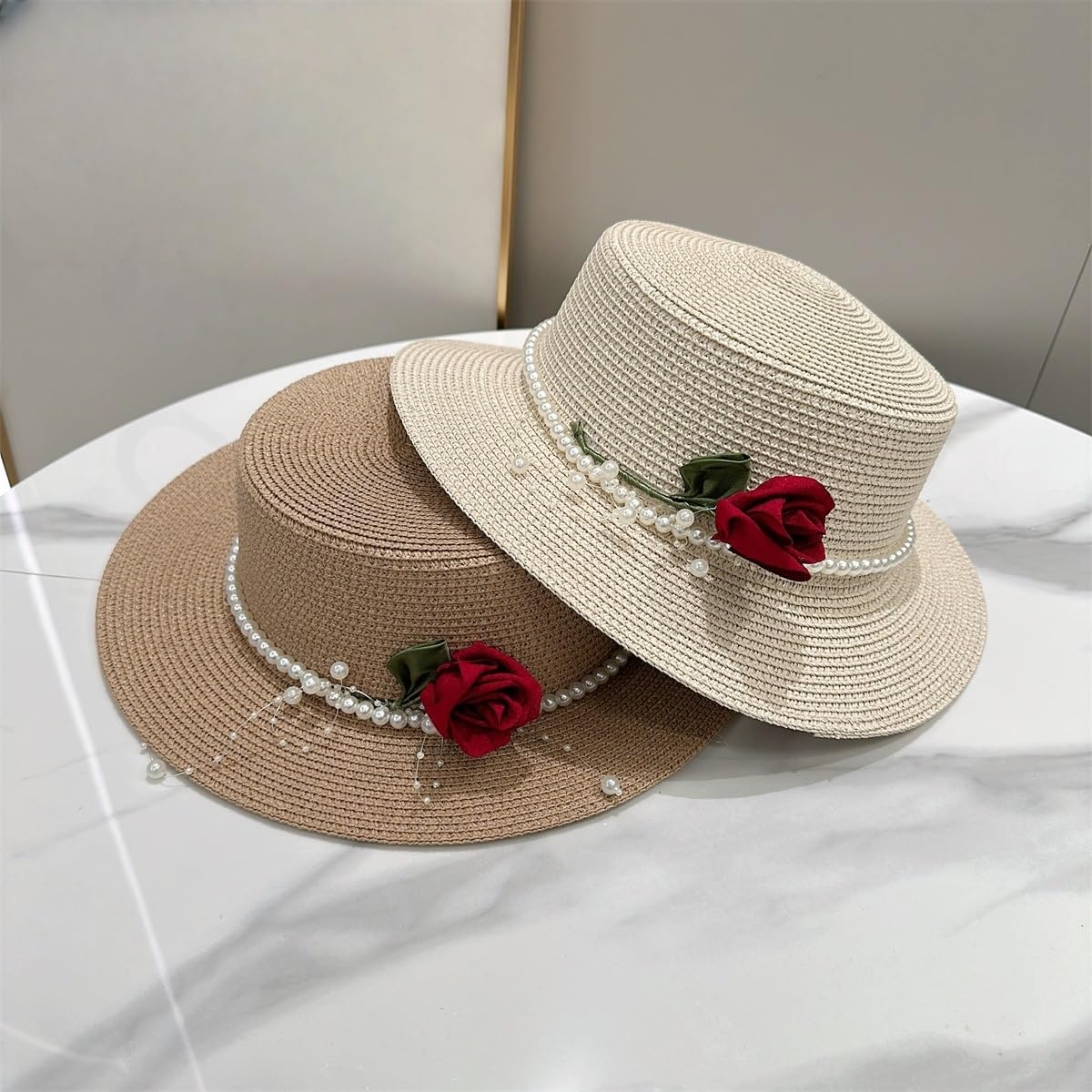 Sombrero de Paja de Verano para Mujer,de ala Ancha,Tejido de Paja,con Protección UV y Decoración de Rosas y Perlas,Transpirable,para Playa,Exteriores,Viajes y Fiestas