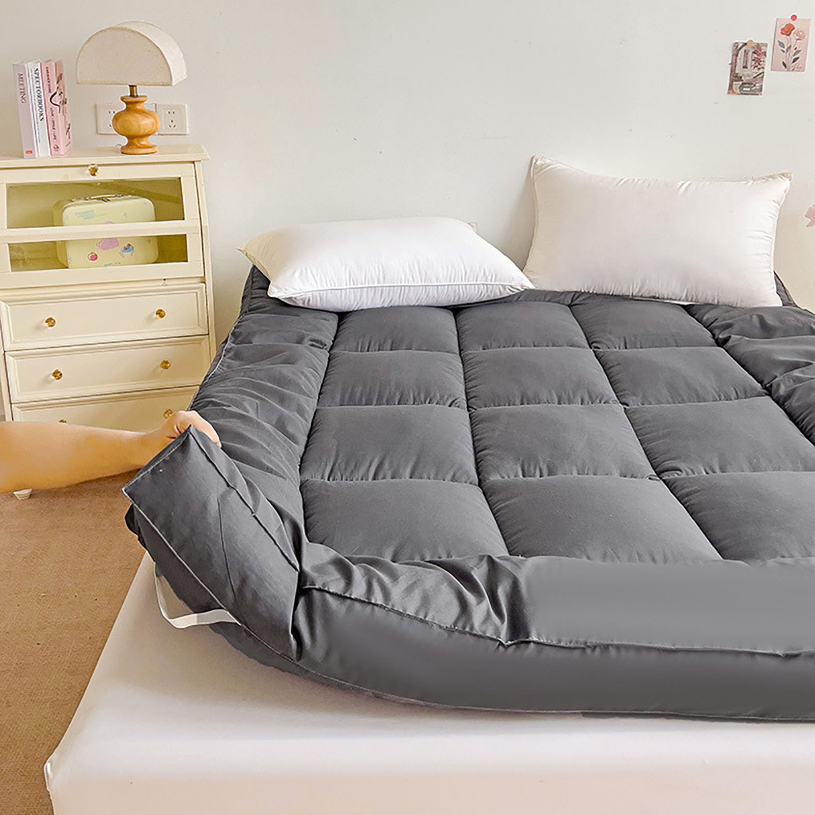 BK&MF Thickened Soybean Fiber Mattress Topper, Foldable Ultra Soft Washed Cotton Bed Pad with Corner Straps, Quilted Mattress Pad for Home, Apartment,Gray A,180x200cm(71x79inch)