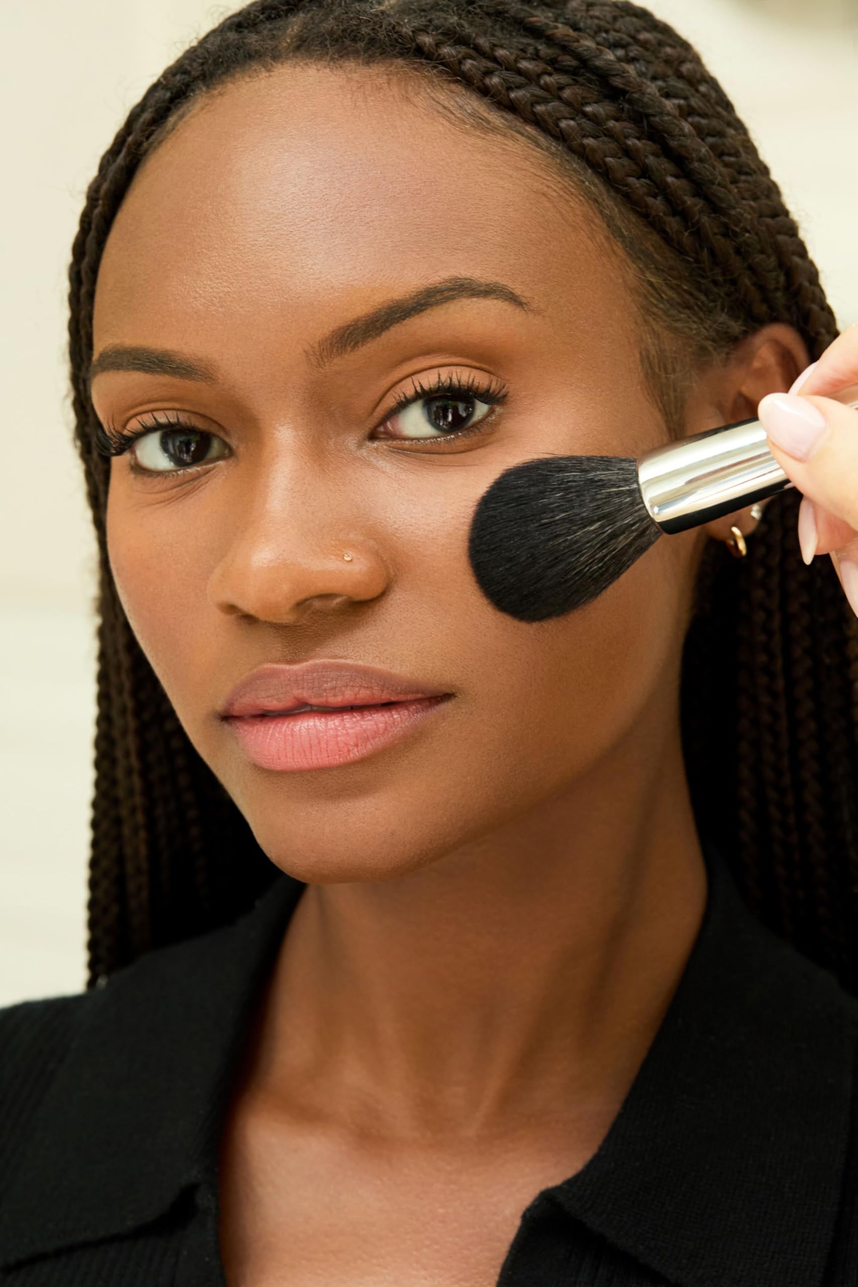 Trish McEvoy Brush 37 Bronzer - Image 3