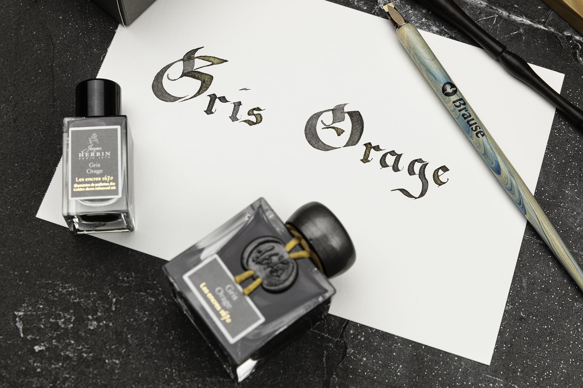 Amazon.co.jp: エルバン(Herbin) アニバーサリーインク 【1670 金の