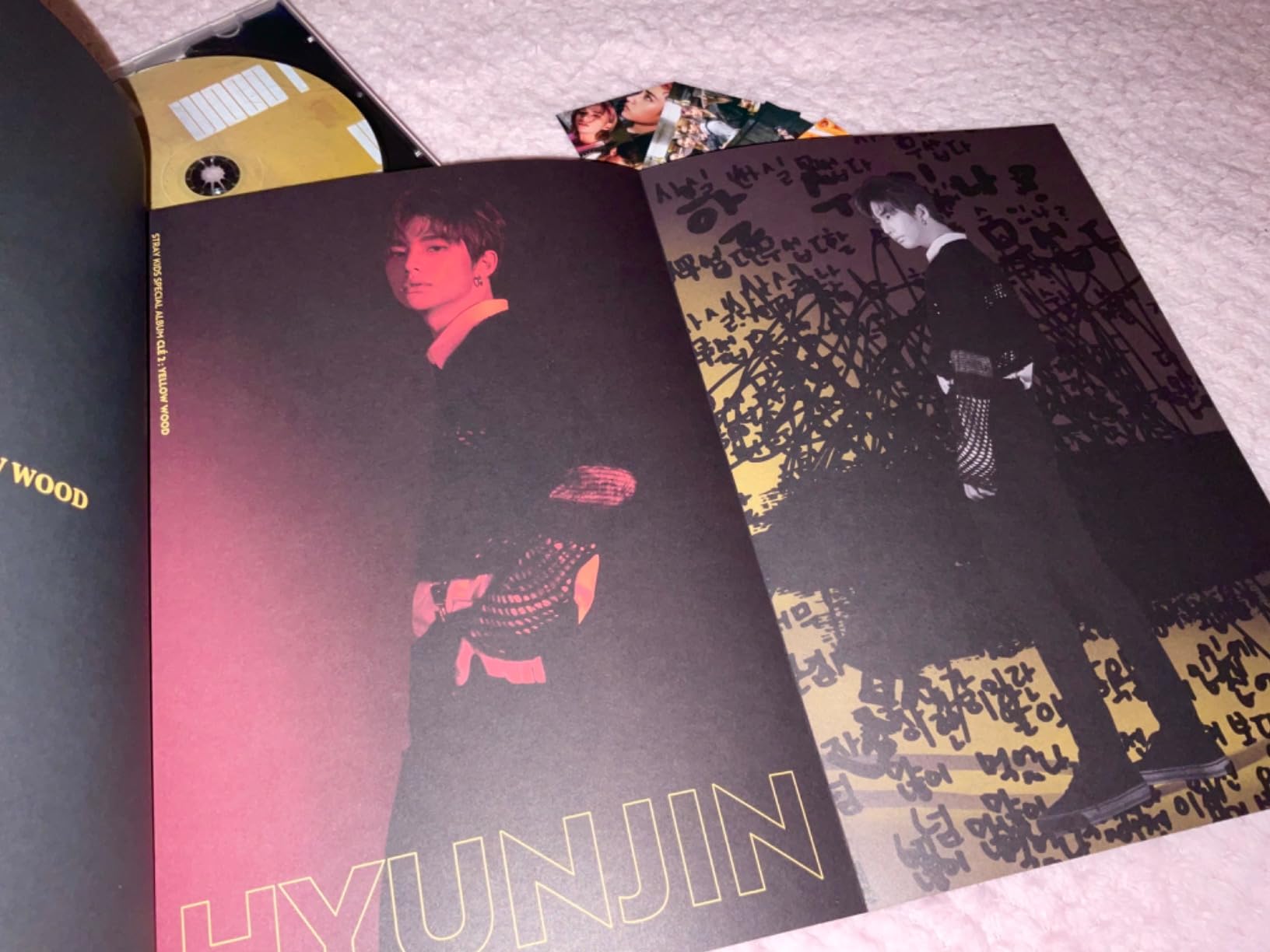 STRAY KIDS - 1st Special Album [CLÉ 2 : YELLOW WOOD] (CLÉ 2 Ver