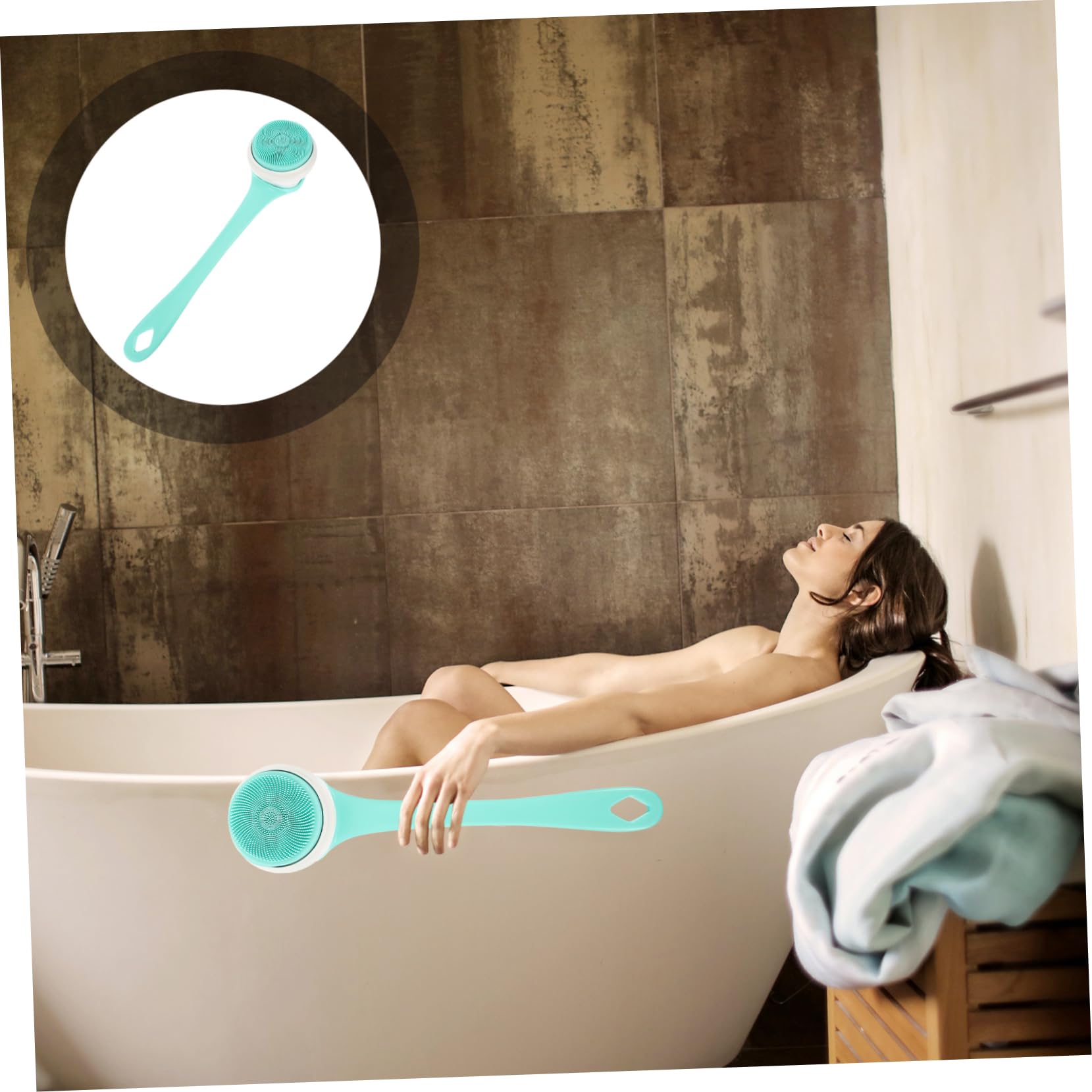 Cepillo de Ducha Eléctrico Recargable de 1800mah, Verde | Abs y Silicona, Mango Largo y Diseño Portátil, para Baño y Limpieza Corporal