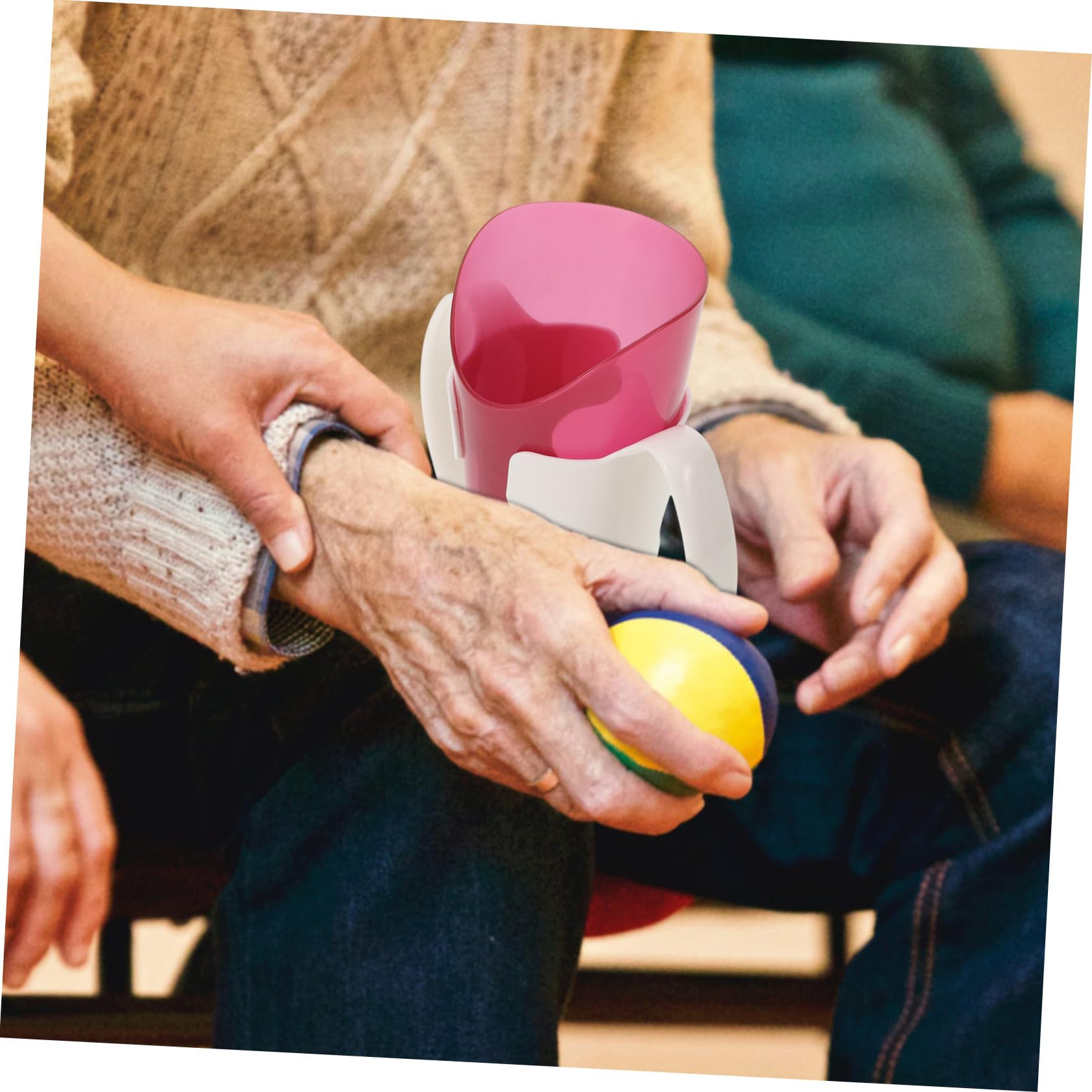 PRETYZOOM 5piezas Vaso Irrompible para Pacientes Discapacitados Taza De Alimentación para Ancianos Diseño para La Hidratación Mayores Movilidad Reducida