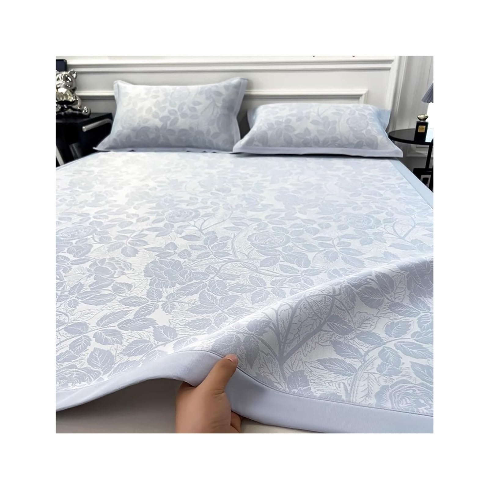 Foldable Ice Silk Mat, Foldable Ice Silk Rattan Cooling Mat For Summer, Multicolor, 3 Sizes(Blue,47 * 79in/120 * 200cm)