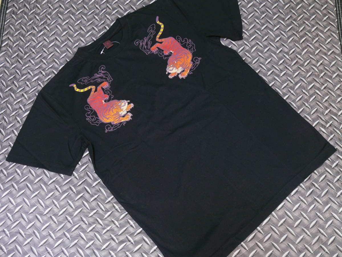 Amazon.co.jp: 龍が如く クロヒョウ2 CROPPED HEADS コラボ 半袖 T