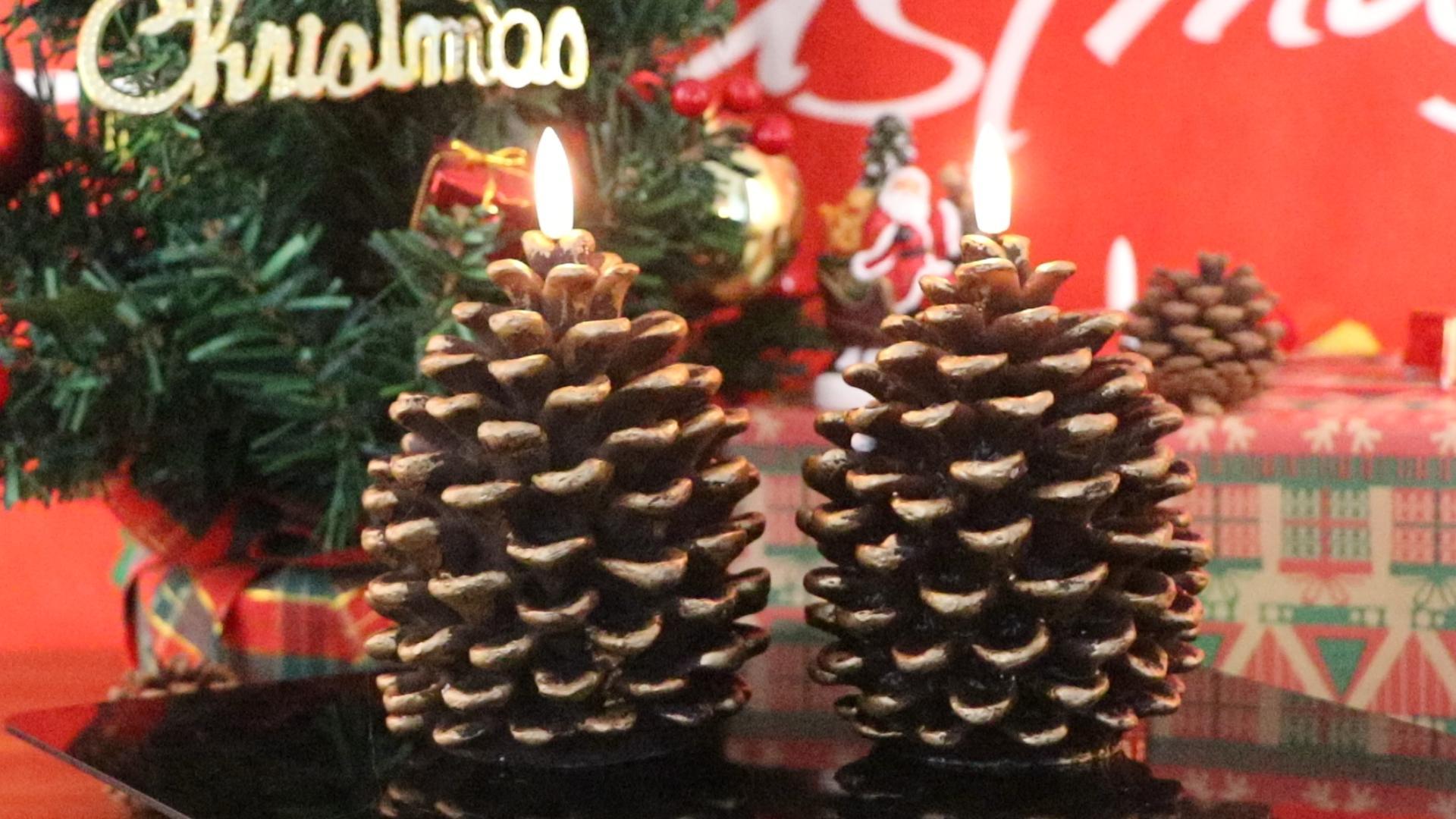 Image of Wondise Flameless Candles with Timer, Battery Operated Flickering 3D Wick Real Wax Pine Cone Candles for Christmas Indoor Decoration, Set of 2, Brown(D3.5 x H6 Inch)
