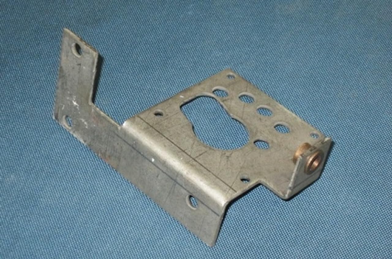 Replacement for St Croix 2003 & Earlier York (All Models) Versa Grate Motor Bracket 80P53402