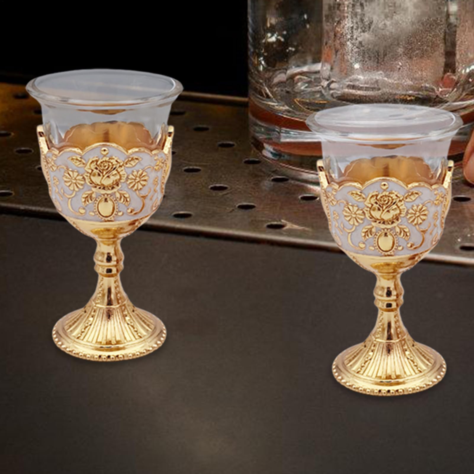 Generisch Hohes Weinglas-Set, Wasserkelche aus farbigem Glas | Trinkgläser im Retro-Stil - Retro-Weinbecher mit Metallprägung für Zuhause, Büro, Küche, Hochzeit