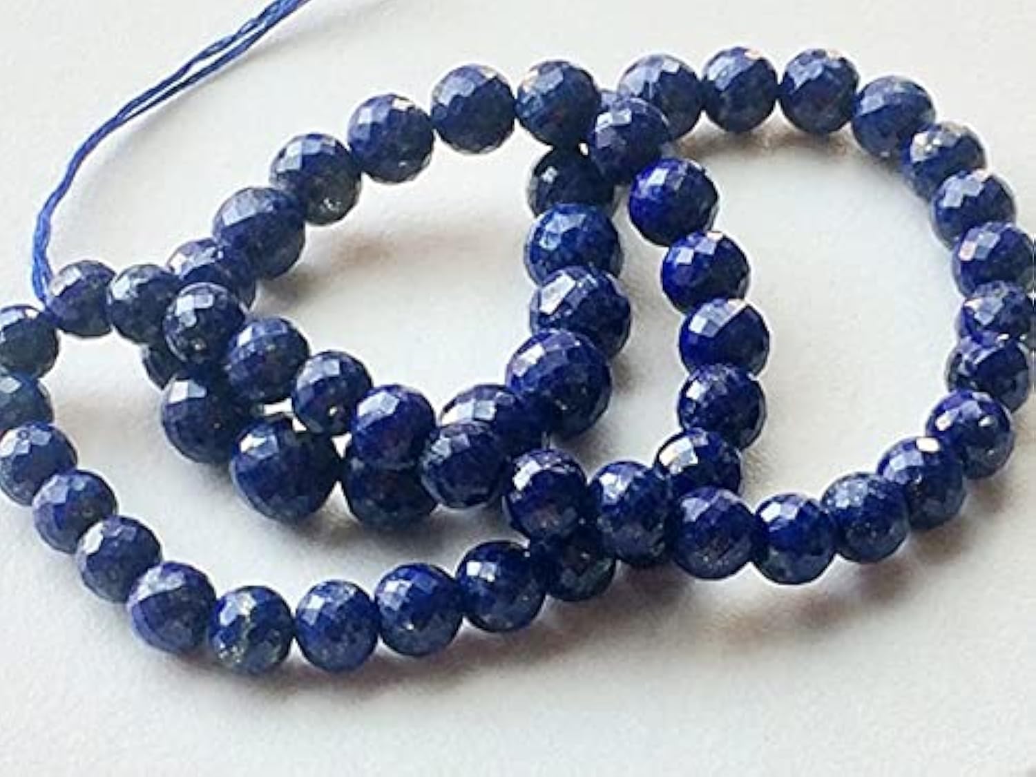 Perles lapis-lazuli 6mm pour créer vos bracelets de lithothérapie élégants
