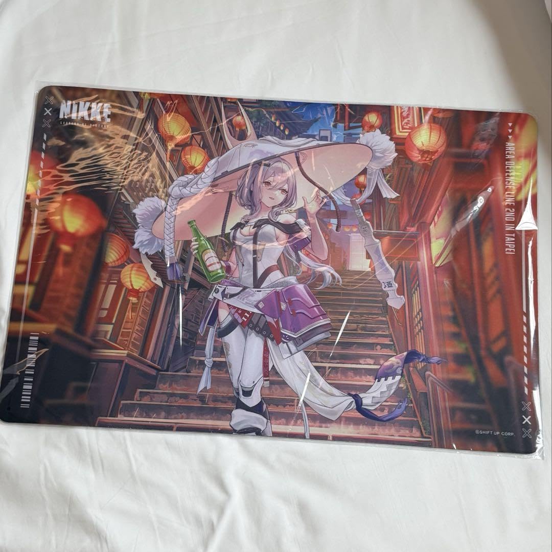 NIKKE デスクマット2種セット(BEACH, SUNSET) 勝利の女神：NIKKE』LOVECACAOさんがプリバティら7人を描き起こした