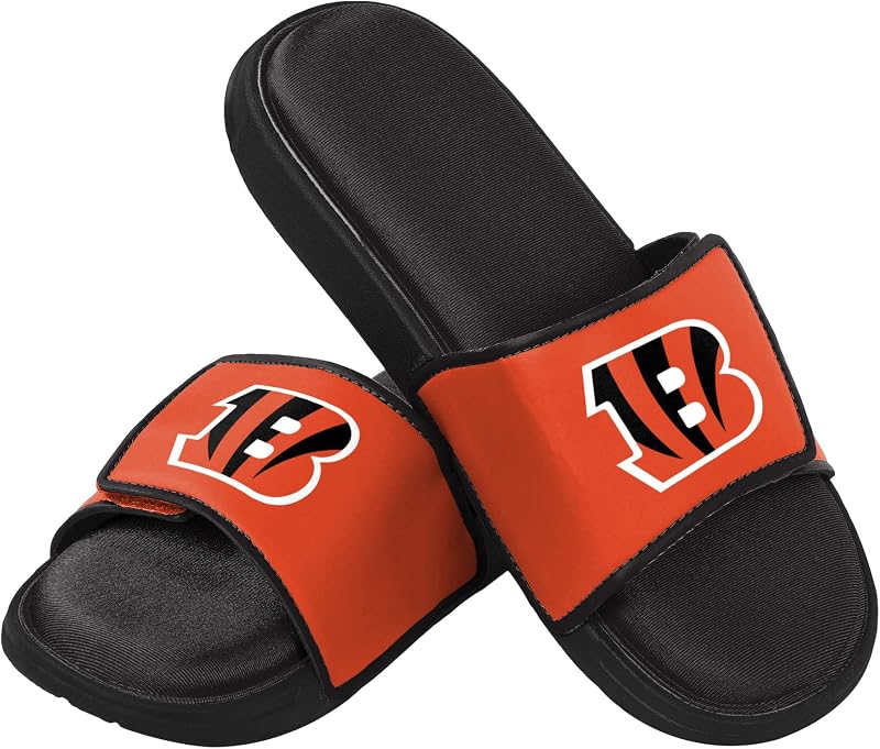 FOCO Sandalias zapatillas con logo del equipo de la NFL para hombre