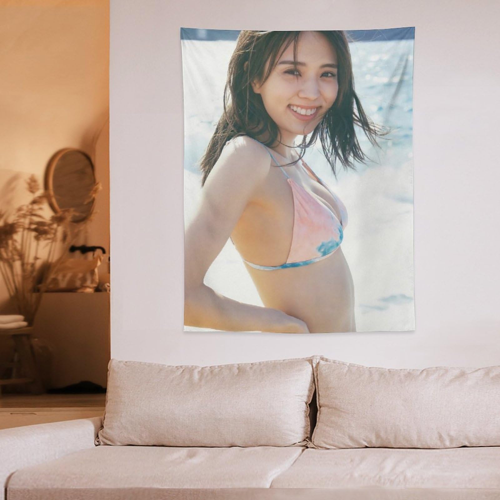 Amazon.co.jp: 小林由依(櫻坂46)最新グラビア水着画像のタペストリー