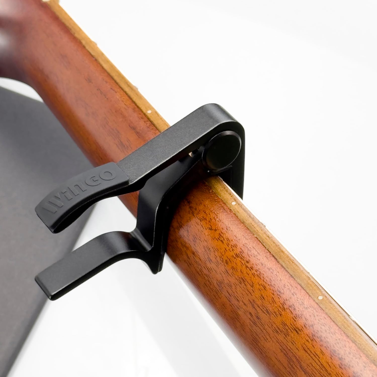 WINGO Flat Guitar Capo for Classical Guitars- Black with 5 Picks