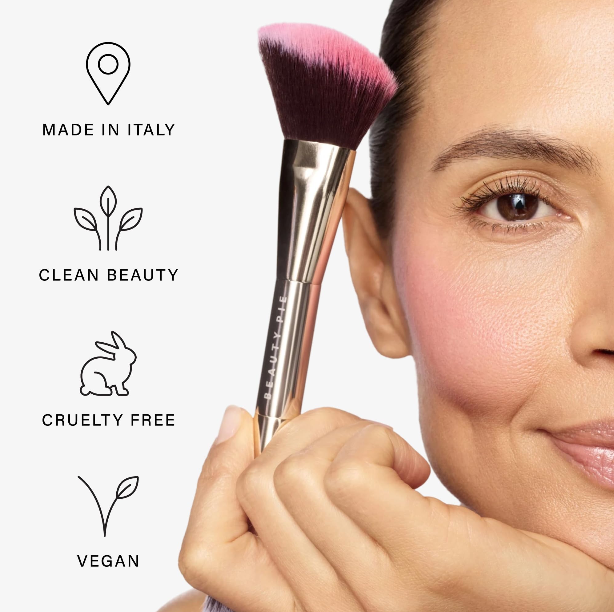 Beauty Pie Pinceau à double extrémité Sculpt & Blush 012 – Pinceau de maquillage professionnel biseauté et conique – Poils synthétiques végétaliens et sans cruauté envers les animaux – Sculpter