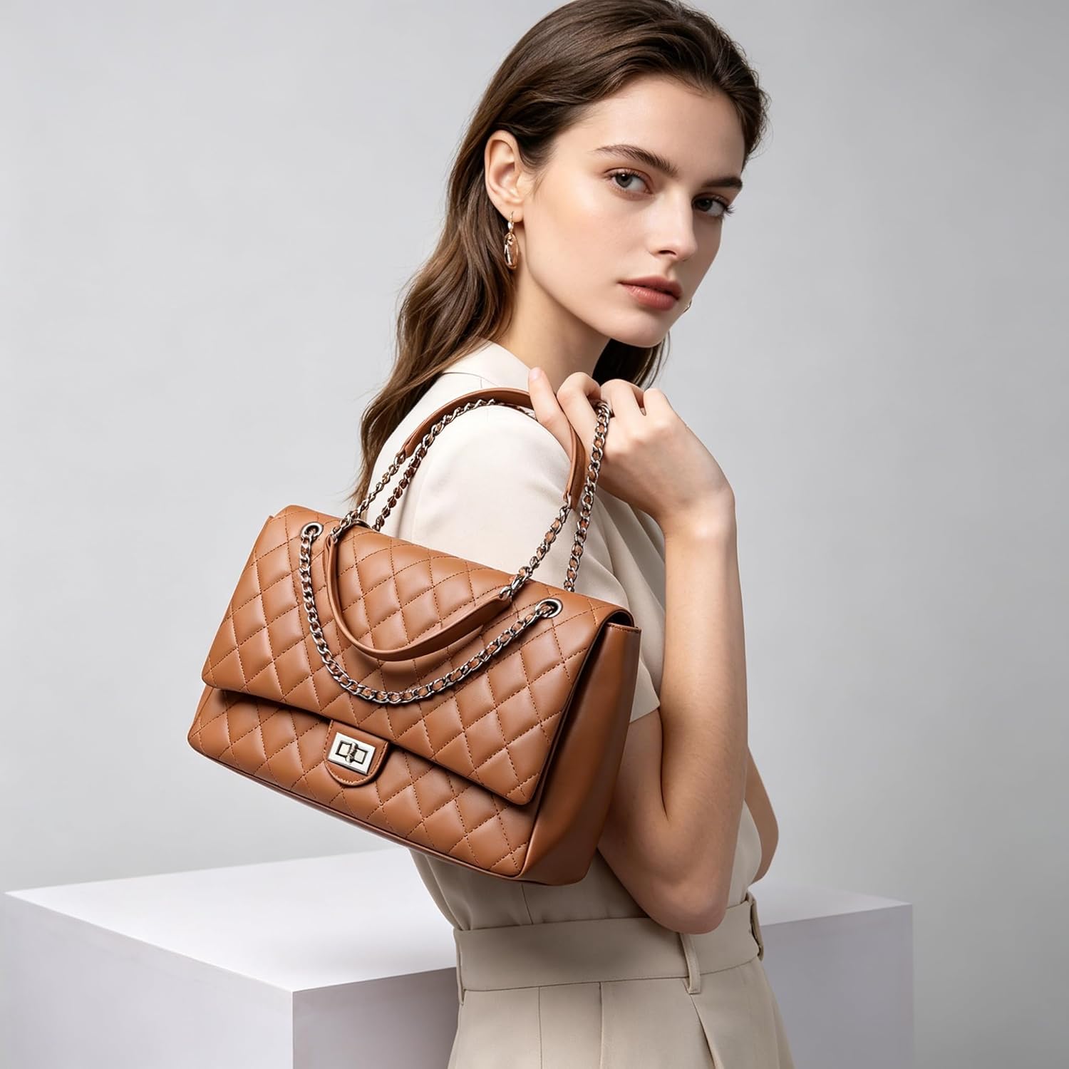 Women's Genuine Leather Quilted Chain Shoulder Bag, Flap Tote with Turn Lock, Fashion Diamond/V Stitched.