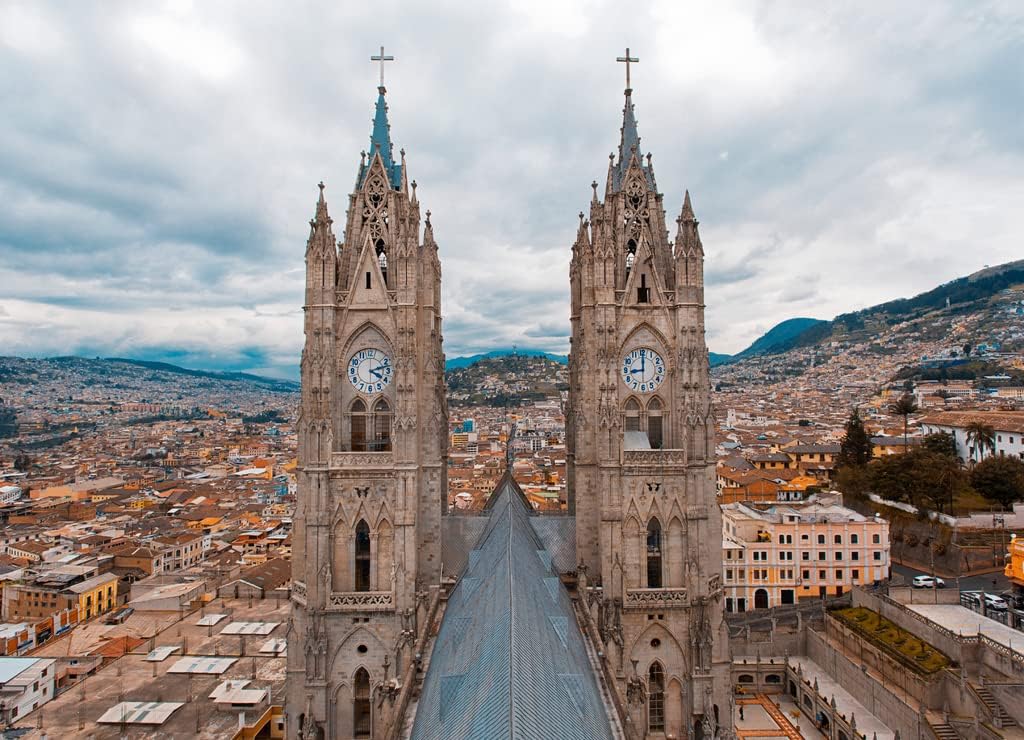 Noah Jigsaw Puzzle Basilica del Voto Nacional Quito Ecuador 1000 Pieces