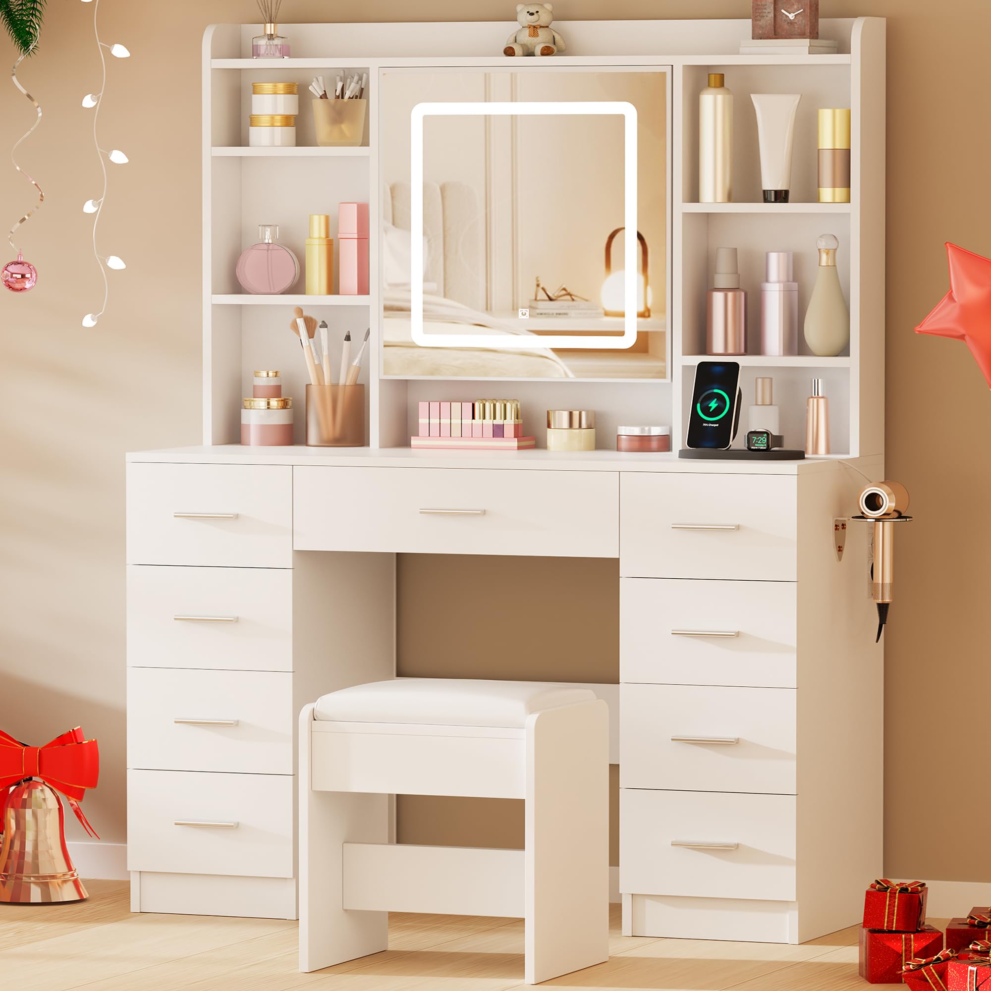 BEWISHOME Grande Coiffeuse avec éclairage LED et Miroir, Luminosité Réglable, Coiffeuse avec Tabouret, Prise, 9 Tiroirs et 5 étagères Ouvertes pour Chambre à Coucher Blanc Couffeuse Moderne EFST36W
