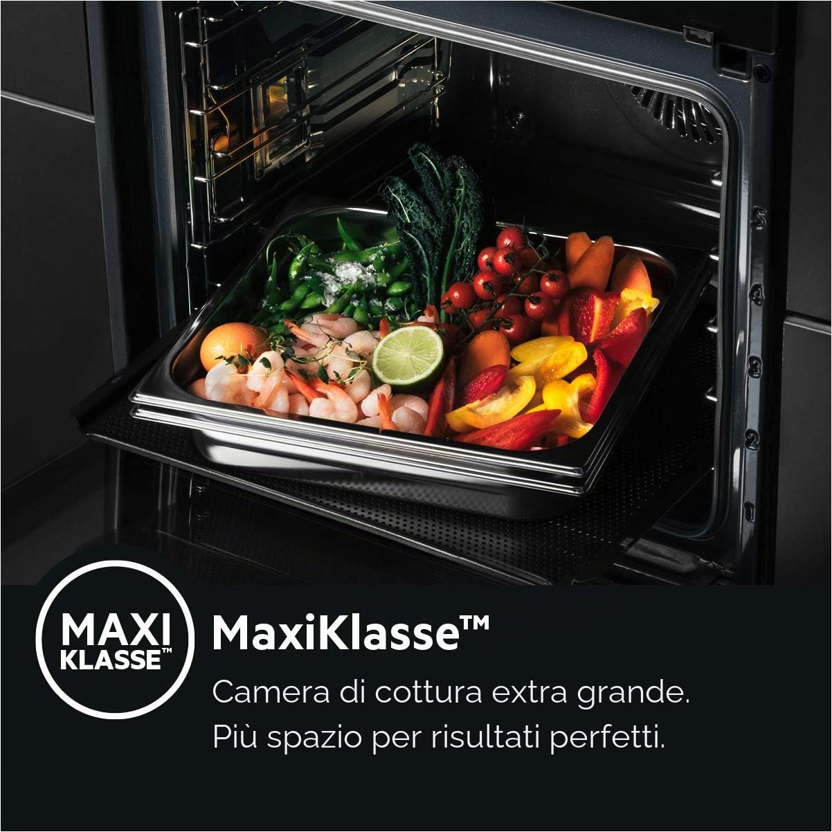 AEG BCS455020B - Forno da incasso SteamBake, con aggiunta di umidità/catalisi, facile da pulire/pulizia con vapore acqueo/touch/funzione grill/display con orologio/A+ / nero