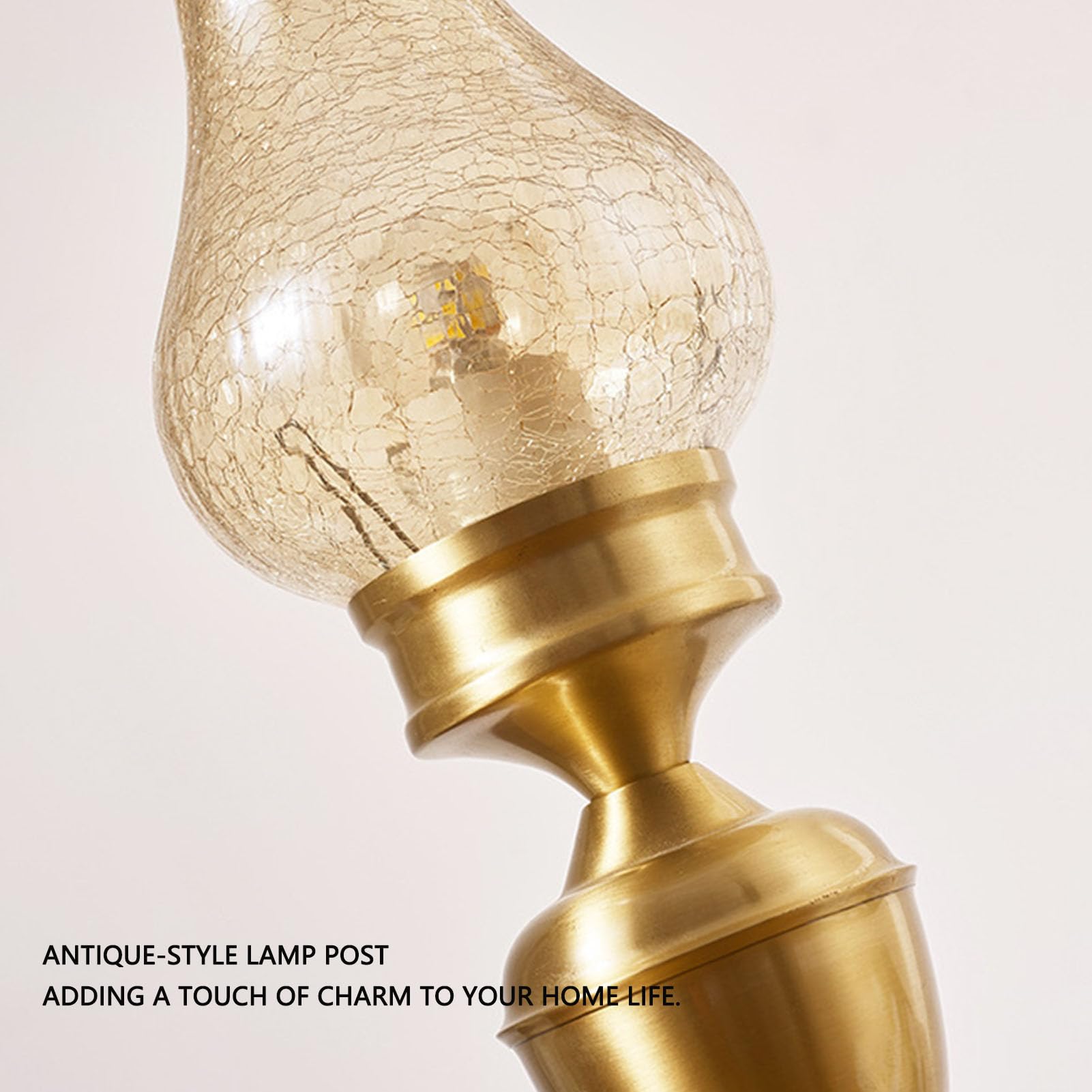 Hyuduo Stołowa W Stylu Vintage, Podłączana Rustykalna Lampka Nocna W Wiejskim Stylu Retro z Popękanym Szklanym Kloszem, Podstawa E27 Miedziany Słupek W Antycznym do Sypialni (wtyczka UE 220V)