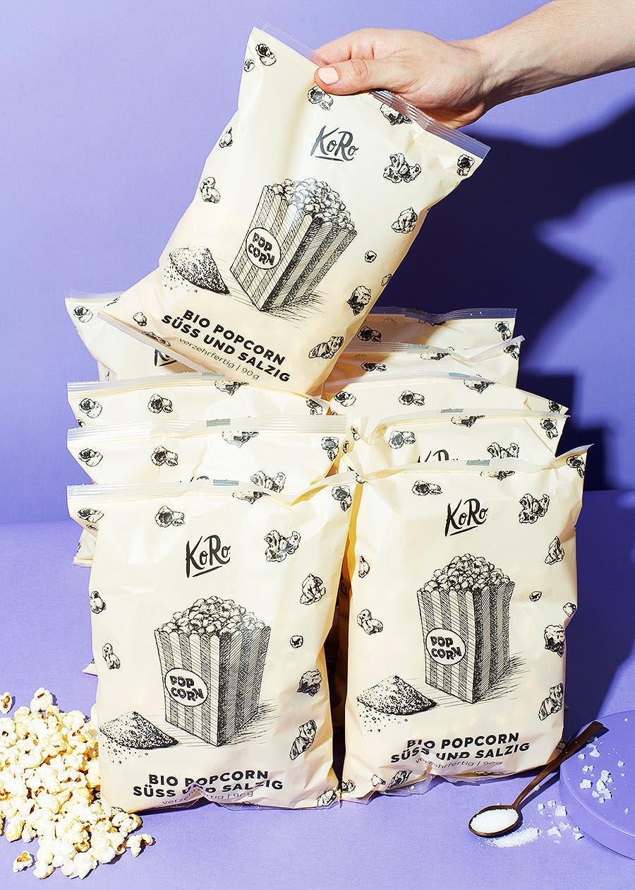 KoRo – Popcorn bio sucré-salé 10 x 90 g – Maïs soufflé caramélisé au sel de mer – Snack prêt à consommer – Préparation rapide au micro-ondes