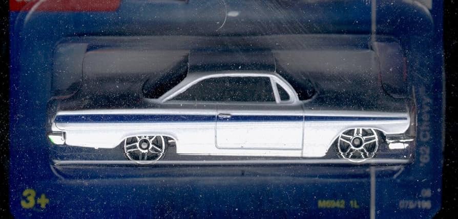 Amazon.com: Hot Wheels 2008 All Stars White '62 Chevy w