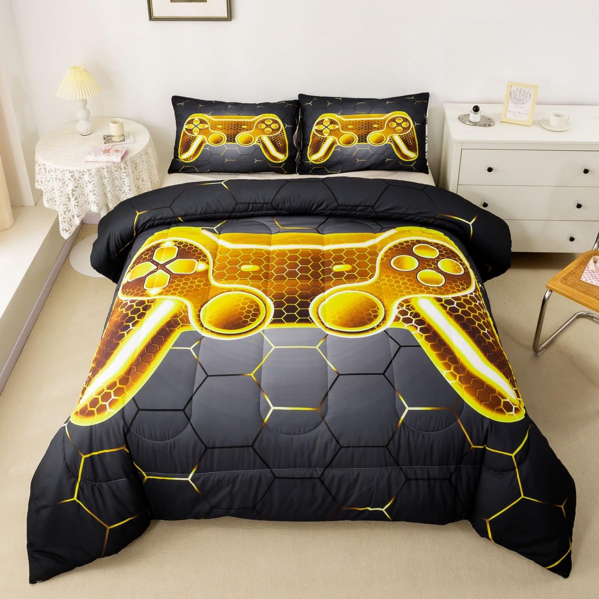 Feelyou Gamer Comforter Set for Kids Boys Teens Twin Size Game Controller Comforter 2Pcs Gaming Gifts Bedding for All Season(Twin,Gold) Boys