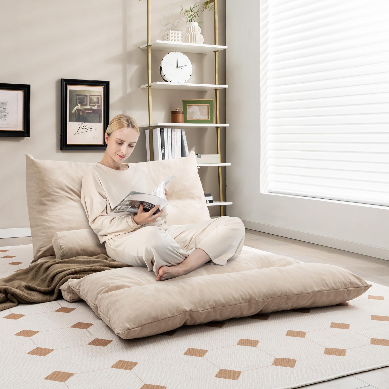 COSTWAY Divano da Terra Pieghevole, Divano Letto 2 Posti con Schienale Regolabile, Divano da Pavimento Trasformabile con 2 Cuscini per Camera da Letto Salone Balcone (Beige)