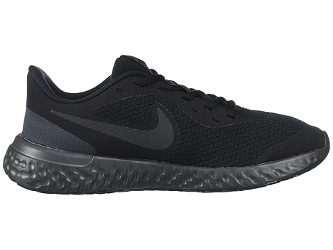 kids nike revolution 5