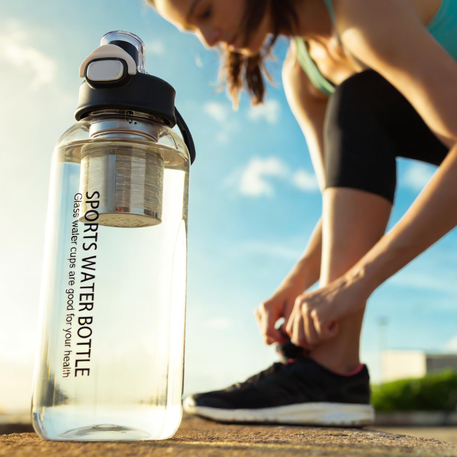 1.5L Wasserflasche Glas Mit Sieb, Glastrinkflasche Mit Edelstahl Sieb, Trinkflasche Glas Flasche mit Strohhalm, Teeflasche, Transparent Borosilicate Bottle Für Sport, Büro, Schule Outdoor, Schwarz Sport & Freizeit