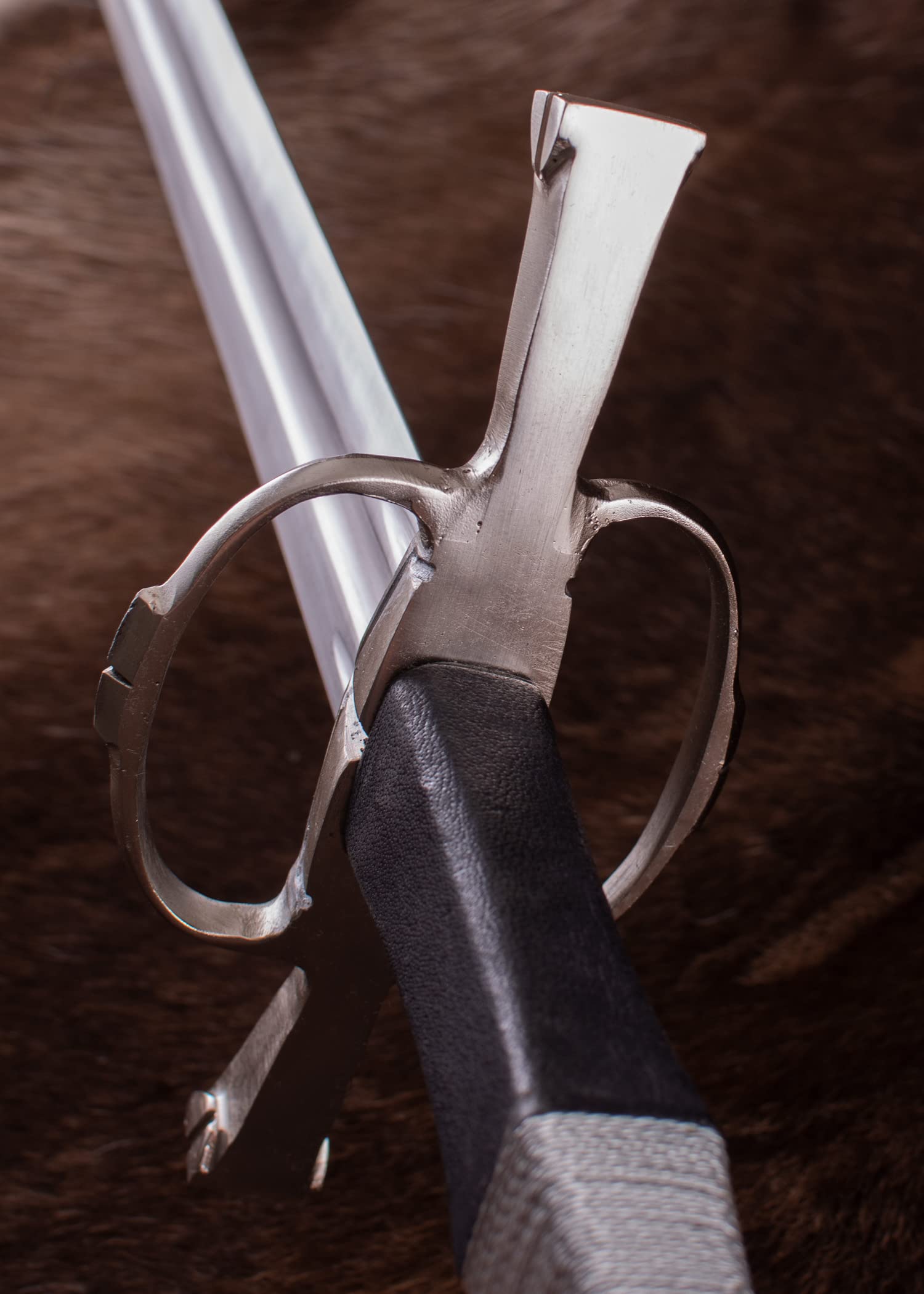 Battle-Merchant Langschwert mit Parierring, inklusive Scheide | EN45 Federstahl, Schwert Replik ca. 15. Jh., Mittelalter, Zweihänder, Sammlerstück & Dekoration, ab 18