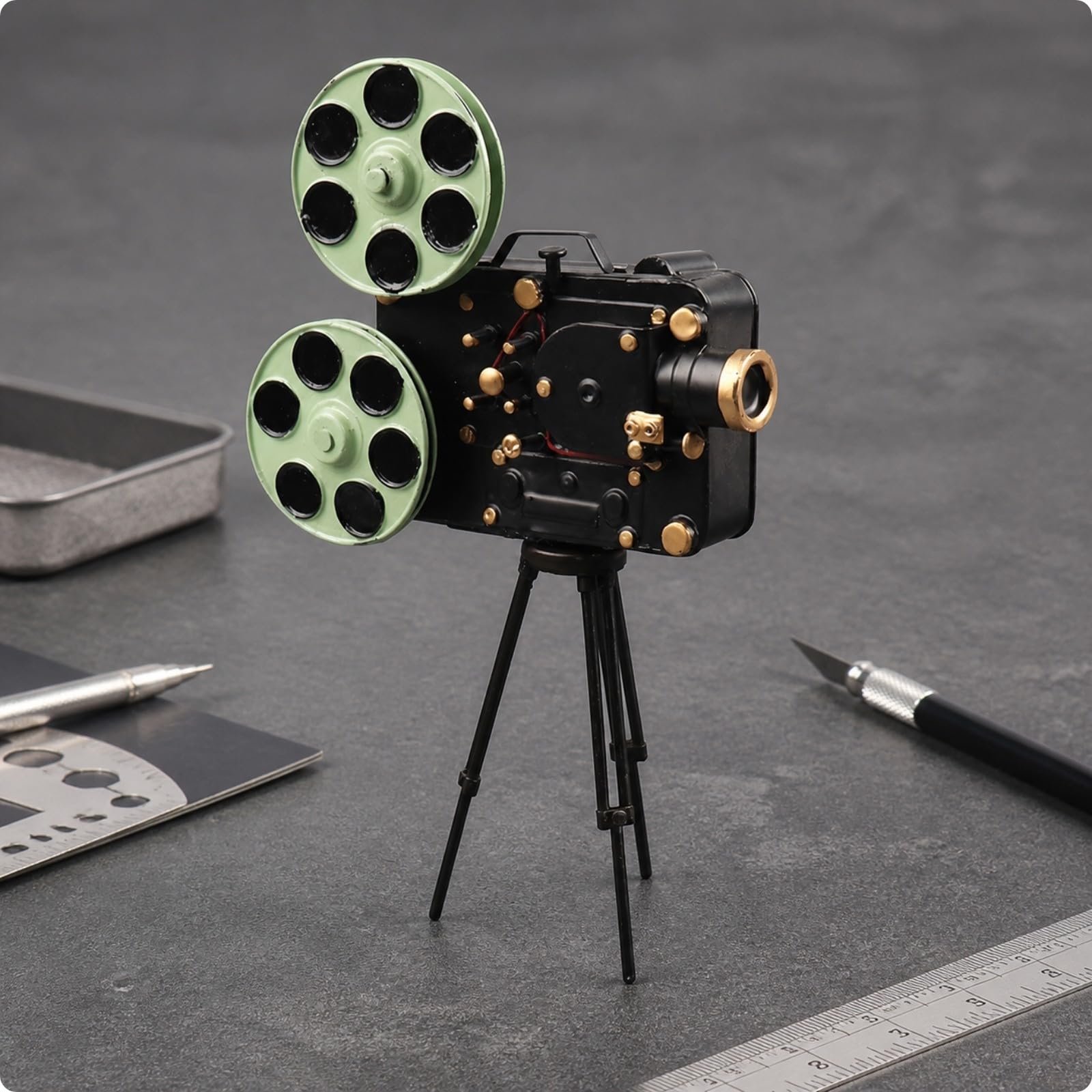Filmprojektor-Modell rativ -Projektor mit Stativ Nostalgisch rationsobjekt für rationsliebhaber, Fotografen, Studio,